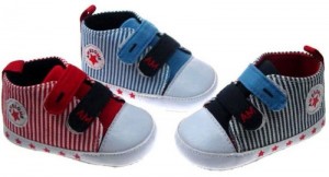 Baby Sneaker met klitteband sluiting